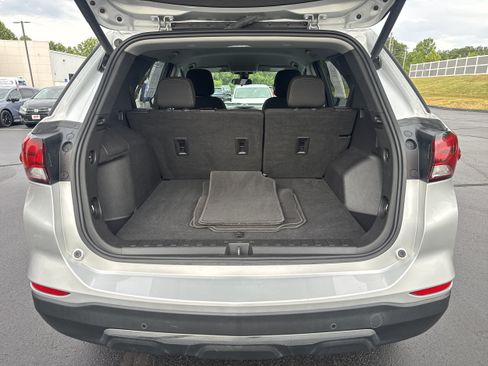 Used 2022 Chevrolet Equinox LT FWD image 10