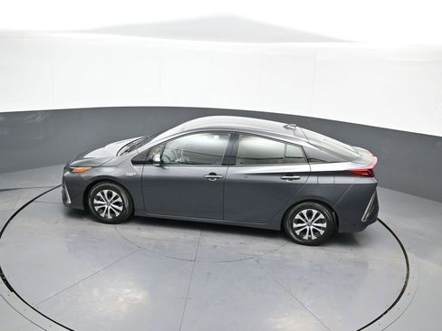 Used 2020 Toyota Prius Prime LE image 41