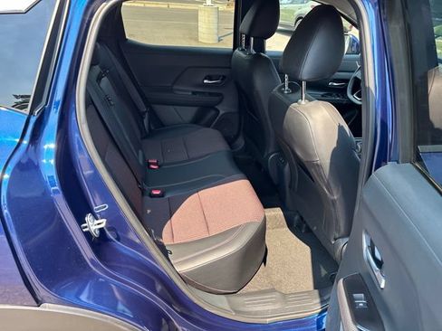 Used 2025 Nissan Kicks SR AWD/4WD image 18