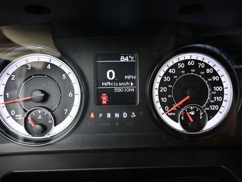 Used 2020 RAM 1500 Tradesman w/ Chrome Appearance Group image 10