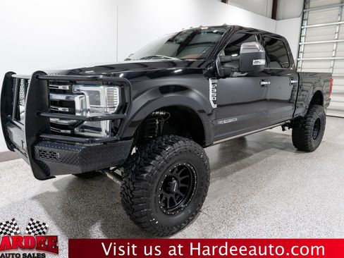 Used 2022 Ford F350 Platinum image 2