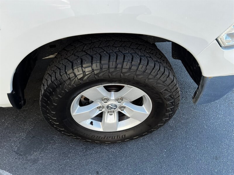 Used 2022 RAM 1500 Classic SLT AWD/4WD image 11