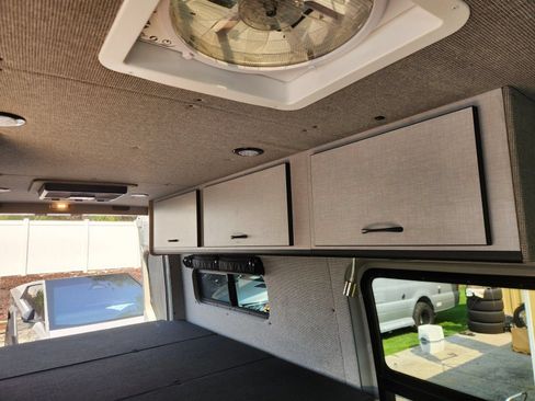 Used 2024 Mercedes-Benz Sprinter 2500 image 15
