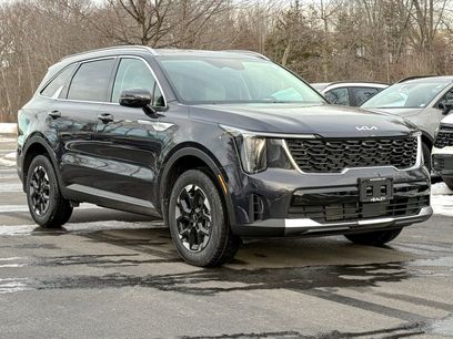 New 2026 Kia Sorento S w/ S Panoramic Sunroof Package