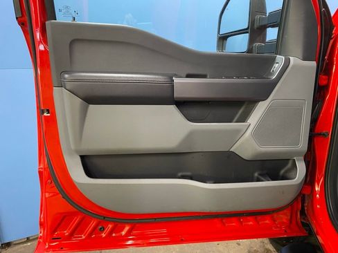 Used 2025 Ford F350 XLT image 35