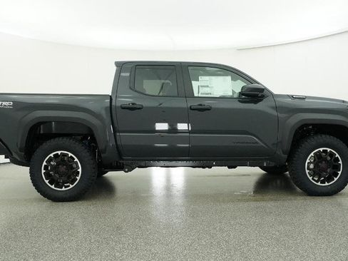 New 2026 Toyota Tacoma TRD Off-Road AWD/4WD image 17