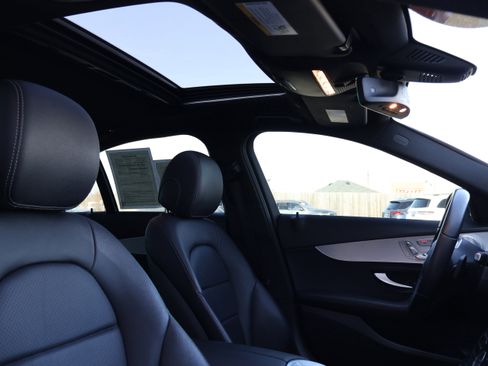 Certified 2021 Mercedes-Benz C 300 4MATIC Sedan image 27