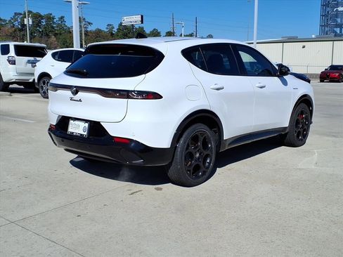 New 2026 Alfa Romeo Tonale Veloce w/ Quick Order Package 23H Volce image 7