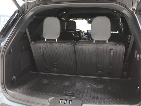 Used 2025 Ford Explorer ST-Line w/ Premium Package RWD image 34