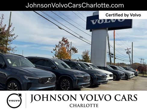 Certified 2025 Volvo XC60 B5 Core AWD/4WD image 11