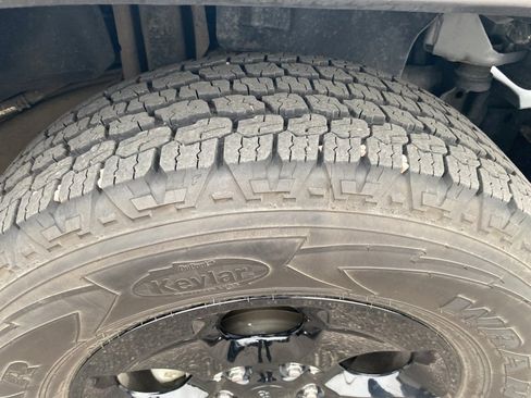 Used 2015 Jeep Wrangler Unlimited Sahara image 9