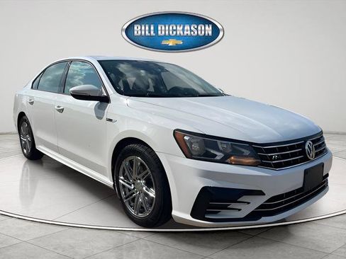 Used 2018 Volkswagen Passat 2.0T R-Line FWD image 1