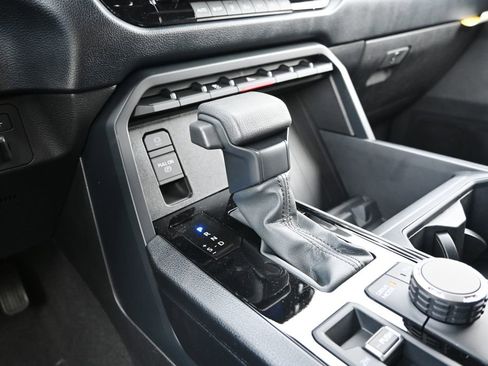 New 2026 Toyota Tundra SR5 AWD/4WD image 22