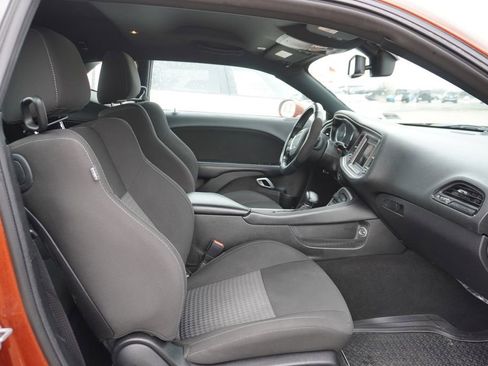 Used 2022 Dodge Challenger GT image 6