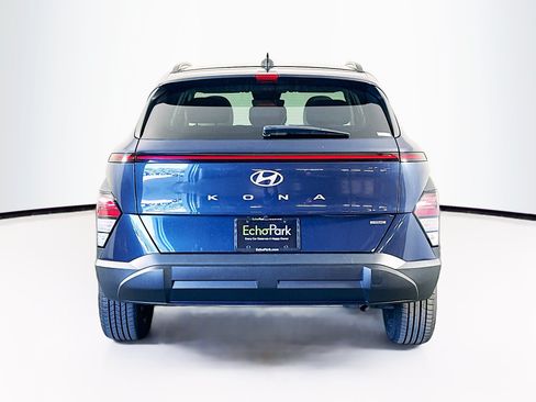 Used 2024 Hyundai Kona SEL AWD/4WD image 7