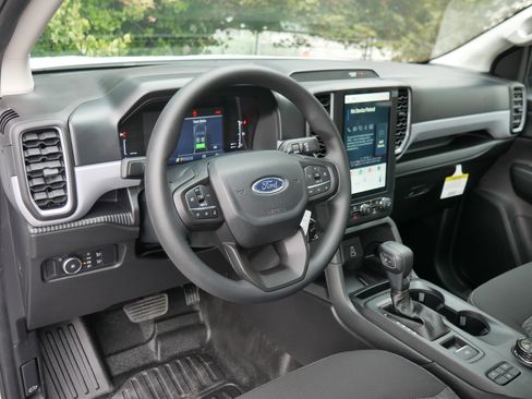 New 2025 Ford Ranger XL AWD/4WD image 4