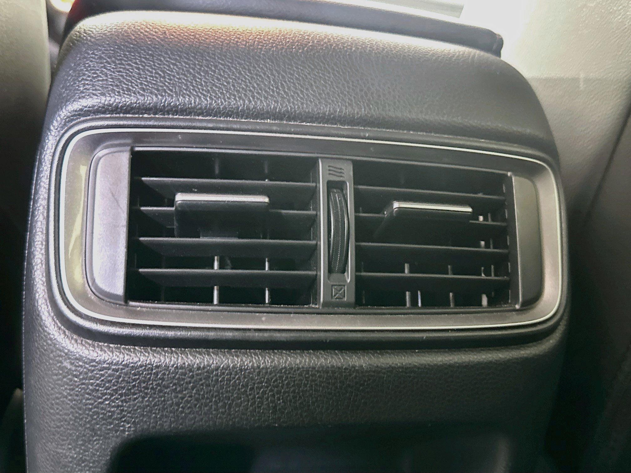Used 2020 Honda CR-V Touring image 29