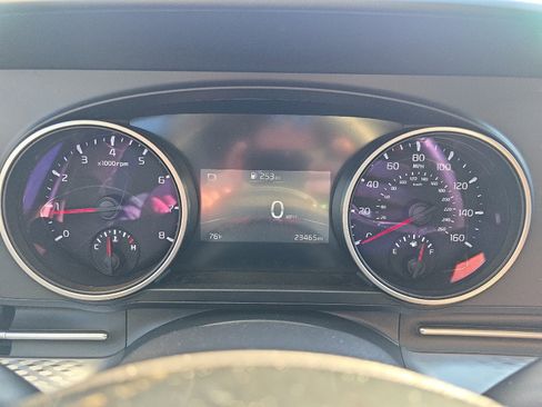 Used 2024 Kia Carnival LX image 19