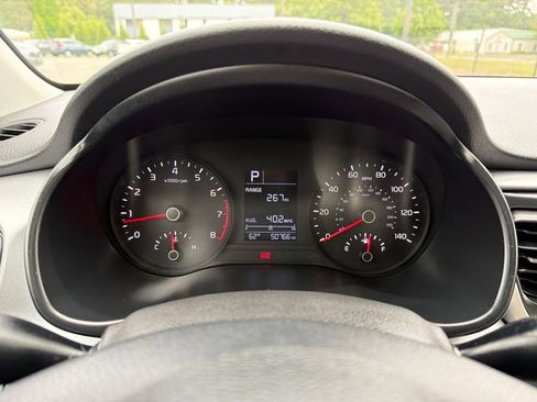 Used 2022 Kia Rio S FWD image 10