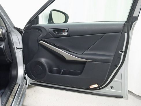 Used 2015 Lexus IS 250 AWD w/ Navigation System Package image 31