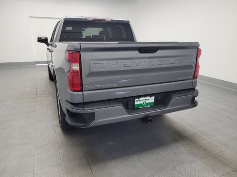 Used 2020 Chevrolet Silverado 1500 Custom w/ Custom Value Package RWD image 6
