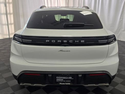 Certified 2025 Porsche Macan Electric image 6