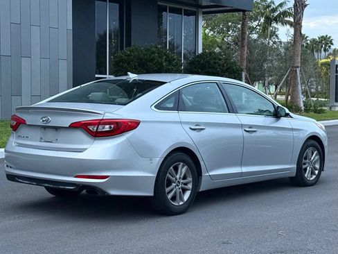 Used 2015 Hyundai Sonata SE FWD image 5
