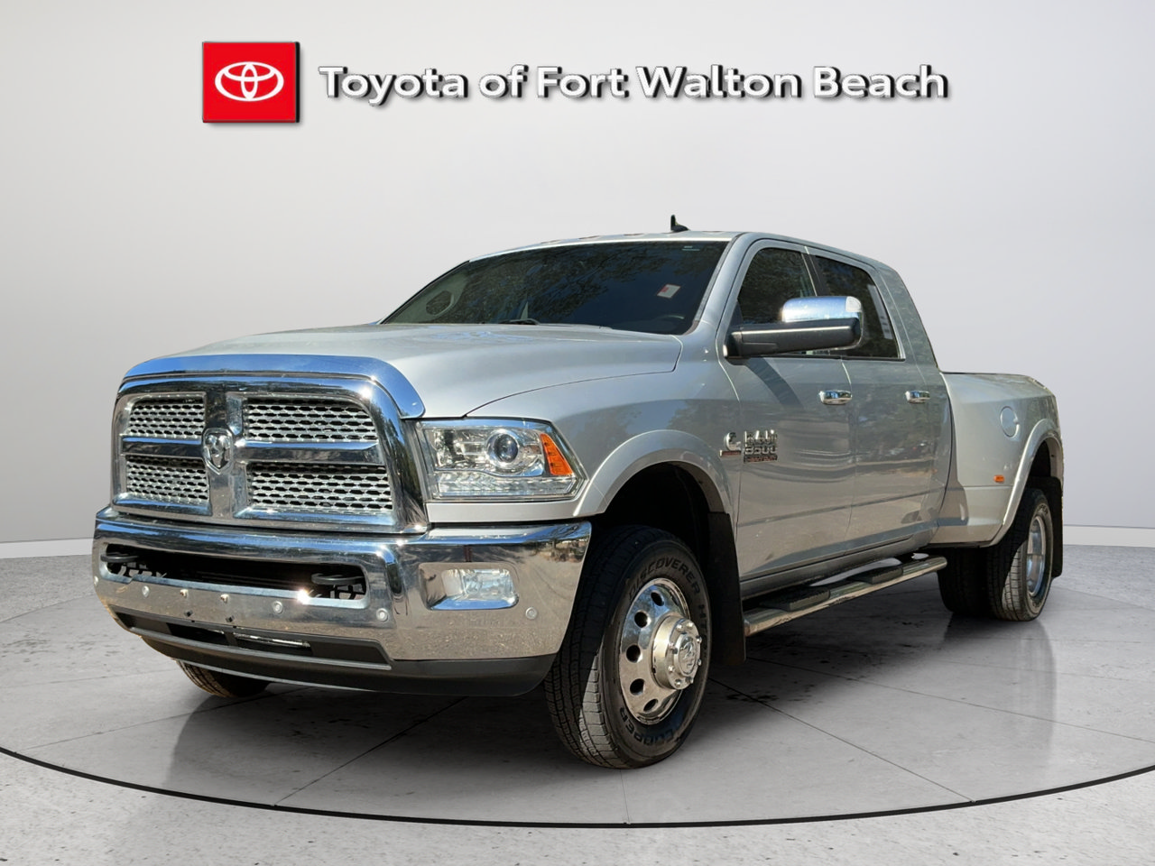 Used 2017 RAM 3500 Laramie w/ Convenience Group AWD/4WD image 1