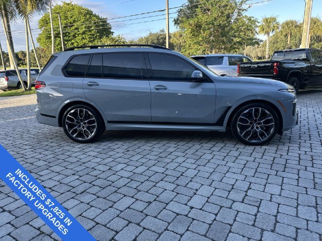 Used 2026 BMW X7 xDrive40i w/ M Sport Package AWD/4WD image 14