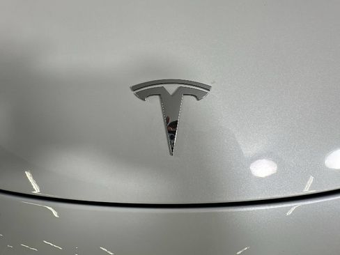 Used 2023 Tesla Model 3 Standard Range RWD image 8