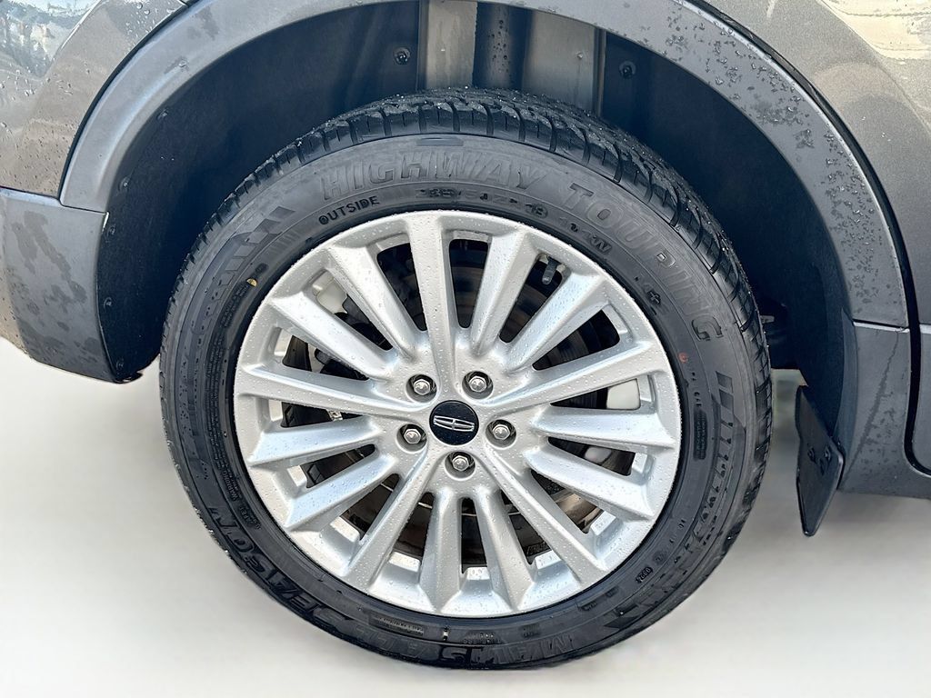 Used 2019 Lincoln MKC Premiere FWD image 31