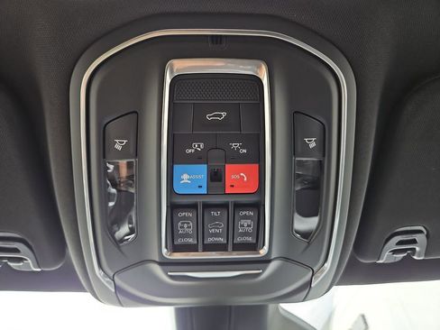 New 2026 Jeep Grand Wagoneer Limited AWD/4WD image 28