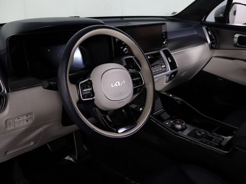 Used 2022 Kia Sorento SX Prestige w/ Panoramic Sunroof Package AWD/4WD image 31