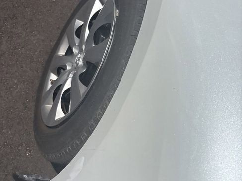 Used 2025 Toyota Corolla LE FWD image 11