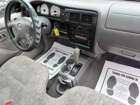 Used 2003 Toyota Tacoma PreRunner RWD image 22