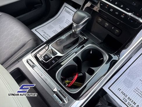 Used 2024 Kia Carnival SX image 17