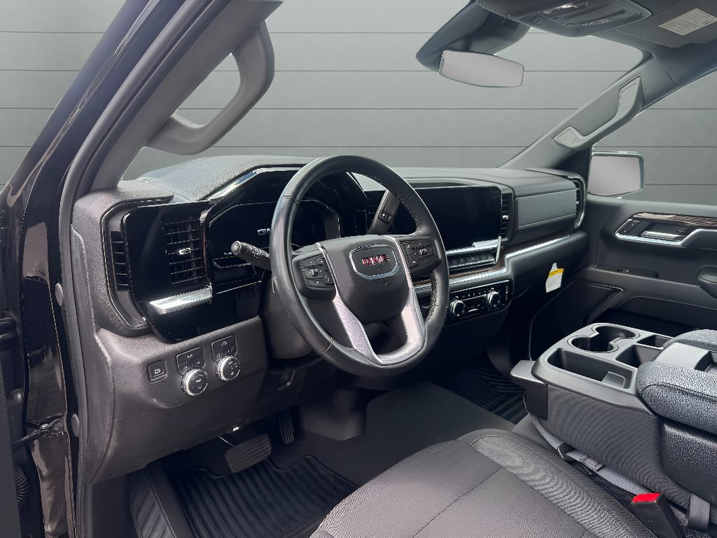Used 2025 GMC Sierra 1500 Elevation AWD/4WD image 14
