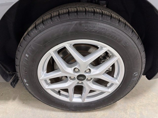 Used 2024 Ford Edge SEL w/ Convenience Package AWD/4WD image 9