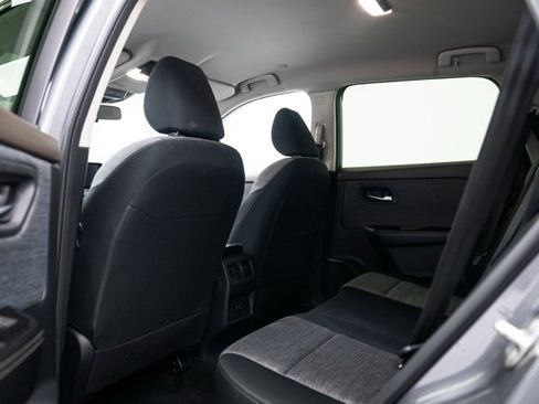 Used 2023 Nissan Rogue SV image 20