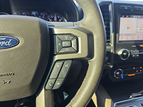 Used 2019 Ford Expedition XLT w/ Equipment Group 202A RWD image 18