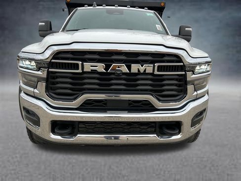 New 2026 RAM 5500 Tradesman w/ Chrome Appearance Group image 12
