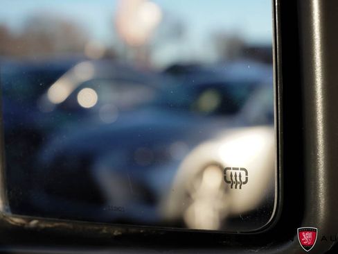 Used 2022 Jeep Gladiator Rubicon w/ LED Lighting Group image 28