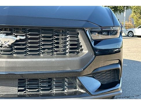 Used 2025 Ford Mustang Coupe RWD image 48