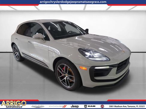 Used 2022 Porsche Macan S image 1