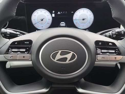 New 2026 Hyundai Elantra Limited FWD image 21