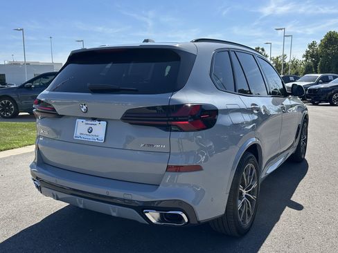 Used 2026 BMW X5 xDrive40i w/ M Sport Package AWD/4WD image 10