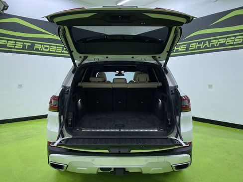 Used 2021 BMW X5 xDrive45e w/ Premium Package image 9