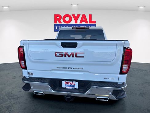 New 2026 GMC Sierra 1500 SLE image 5