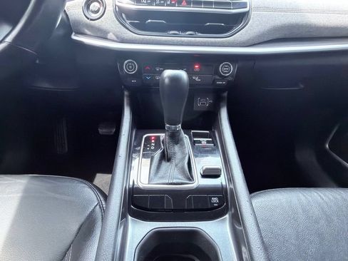 Used 2022 Jeep Compass Latitude AWD/4WD image 3