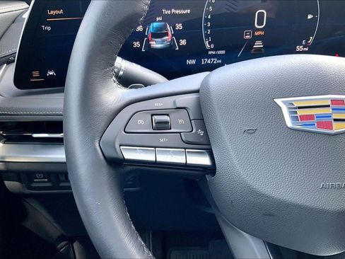 Certified 2024 Cadillac XT4 Premium Luxury AWD/4WD image 19